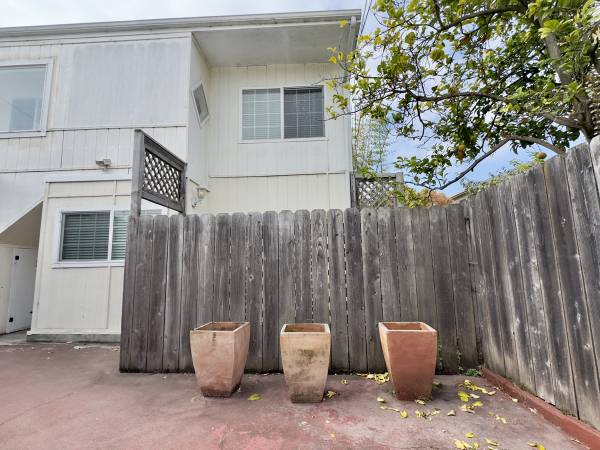 Apartments on Hearst Avenue · Berkeley photo 4