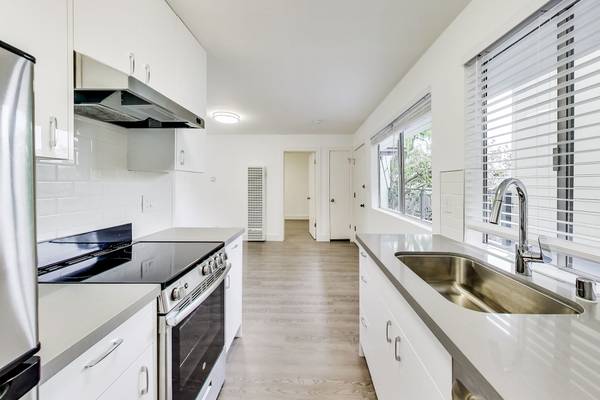 1BR/1BA Apartment · San Francisco photo 5