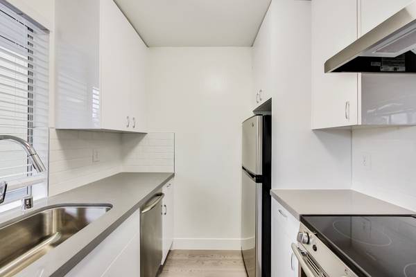 1BR/1BA Apartment · San Francisco photo 4