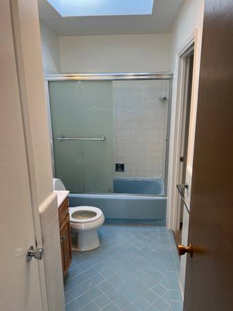 1BR/1BA Apartment · San Francisco photo 5