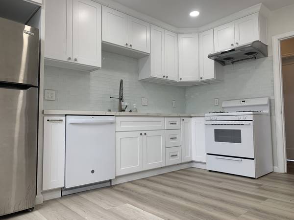 2BR/1BA Other · Oakland photo 5