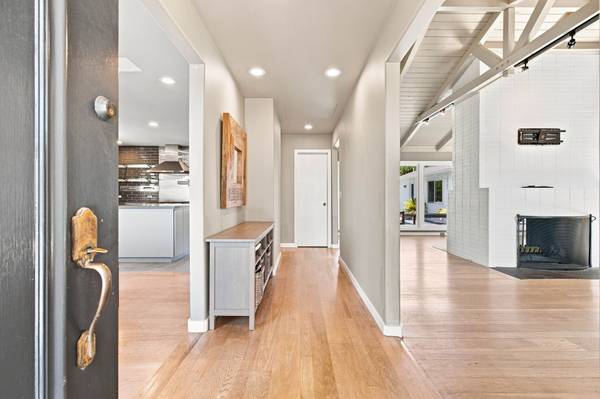 26 Dudley Ct Piedmont, CA 94611
