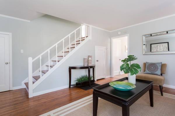2BR/1BA Duplex · San Mateo photo 3