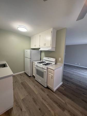 2BR/1BA Apartment on Sierra Road · Concord photo 4