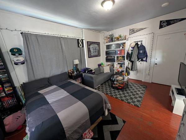 1BR/1BA Apartment · Berkeley photo 4