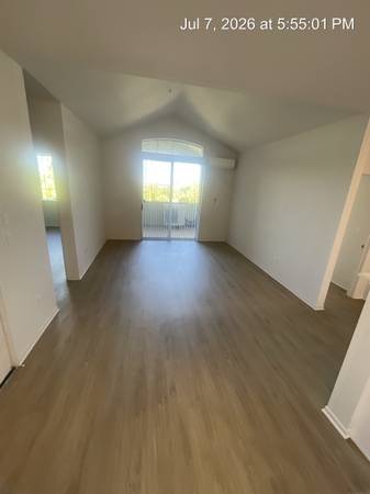 1BR/2BA Apartment · Campbell photo 4