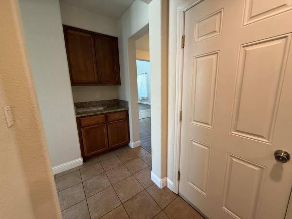 Houses on Anastasia Dr · Brentwood photo 5