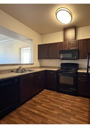 Apartments on Ivy Hill Way · San Ramon photo 3