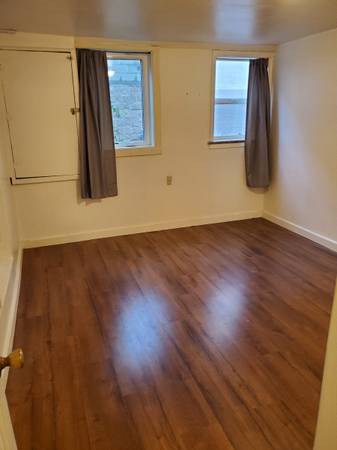 2BR/1BA Apartment · Berkeley photo 5