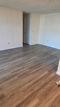 Apartments on Redwood Pkwy · Vallejo photo 2