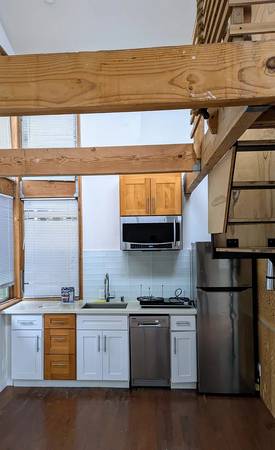 0BR/1BA In Law Adu · Brisbane photo 4