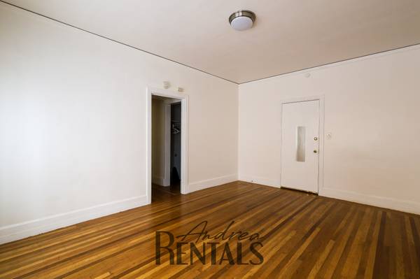 1BR/1BA Apartment · Berkeley photo 4