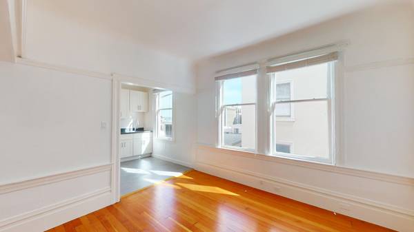 California Street SF Apartments photo 2