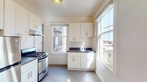 California Street SF Apartments photo 3