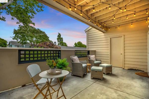 Welcome Home To This 1 Bedroom 1 Bath Cozy Cottage photo 2