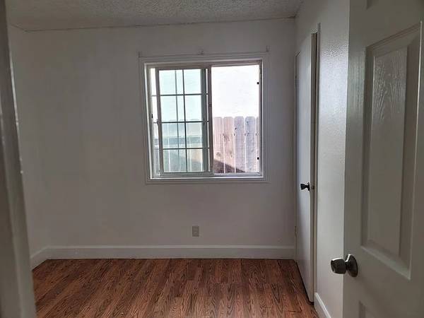 3BR/1BA Townhouse on Linden Way · Antioch photo 5