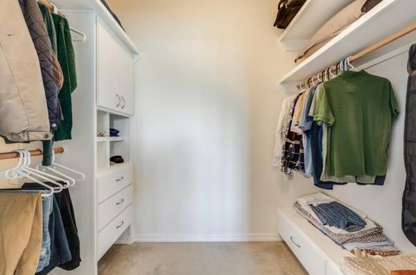 Apartments on Lick Mill Blvd · Santa Clara photo 3