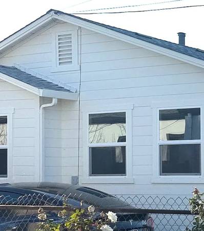 SAN JOSE - Beautifully Maintained 2/1 Single Family Home photo 2
