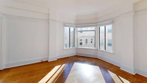 Apartments on O’Farrell Street · San Francisco photo 3