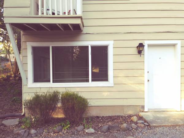 0BR/1BA Single Family House on Fourth St. · Santa Rosa photo 2