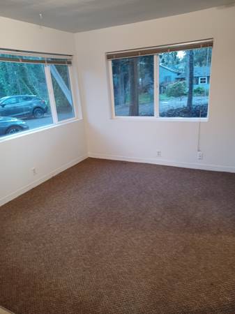 0BR/1BA Single Family House on Fourth St. · Santa Rosa photo 4