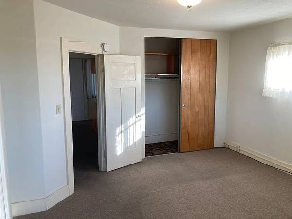 Apartments on San Sebastian Ave · Oakland photo 4