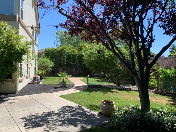 4BR/3BA Single Family House on Woodrose Way · Livermore photo 2