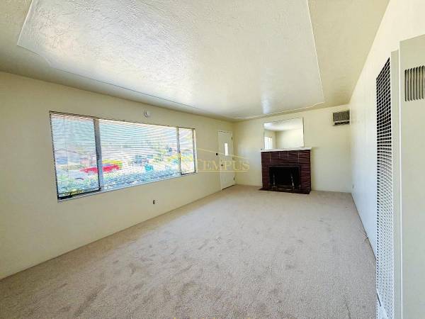 Houses on La Sierra Way · Gilroy photo 2