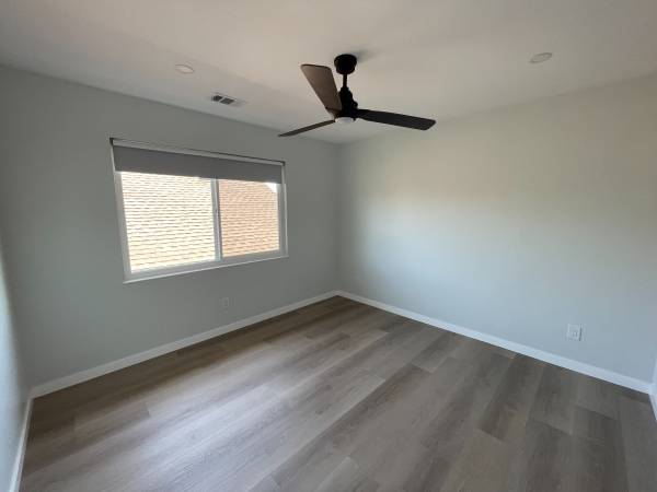 2BR/1BA Single Family House · Oakland photo 4