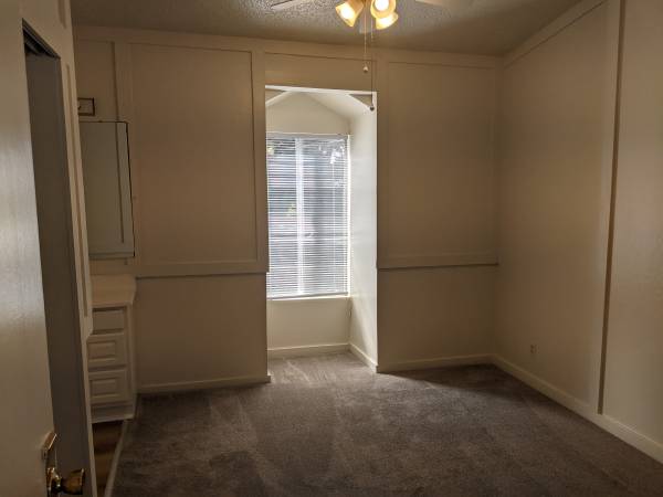 1BR/1BA Apartment on El Camino Real · Burlingame photo 5