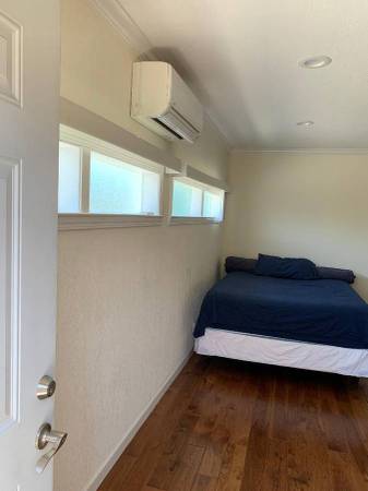 0BR/1BA In Law Adu · Mountain View photo 5