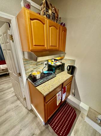 0BR/1BA Duplex · Redwood City photo 5