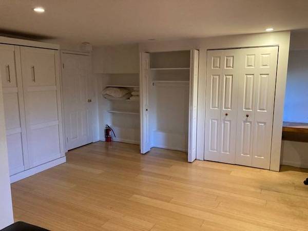 0BR/1BA Apartment · San Francisco photo 2