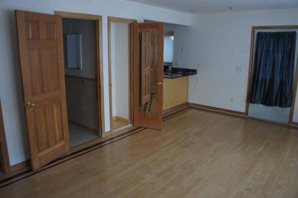 0BR/1BA Other on Alpine Rd · Portola Valley photo 2
