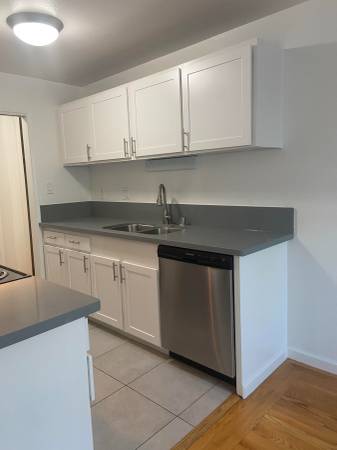 1BR/1BA Apartment · San Mateo photo 4