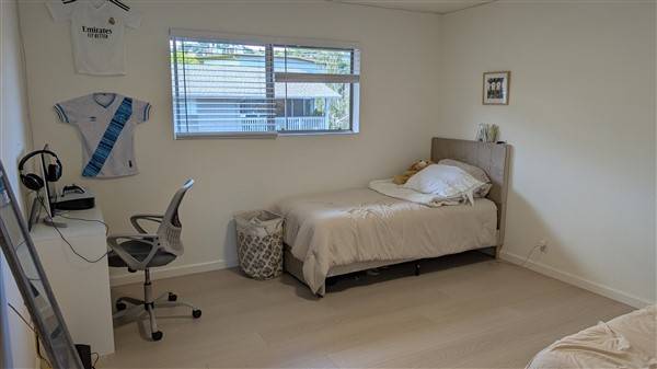 2BR/2BA Apartment · Larkspur photo 5