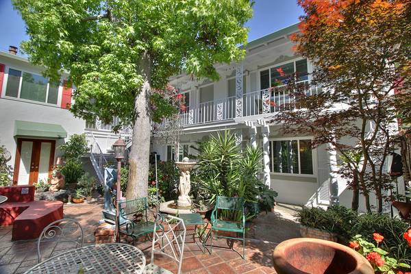 1BR/1BA Apartment · Mountain View photo 3
