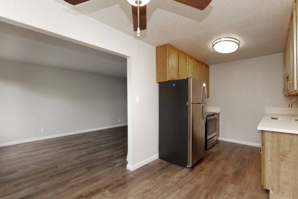 1BR/1BA Apartment · Hayward photo 4