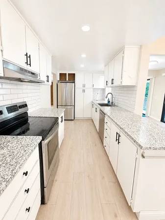 Condos on 4th Street · Saratoga photo 3