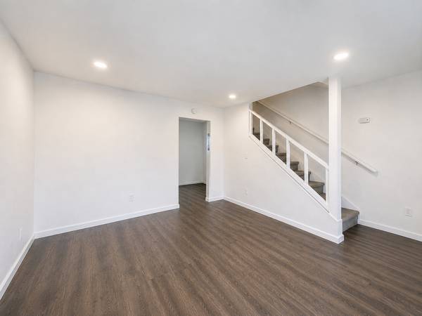 1BR/1BA Townhouse · Novato photo 2