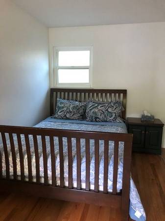 Apartments on Lytton Ave · Palo Alto photo 3