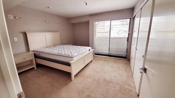 2BR/2BA Apartment · Palo Alto photo 3