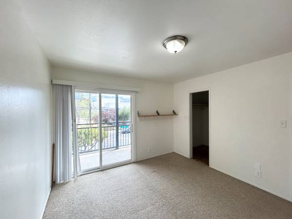 1624 Milvia St unit 1 photo 4