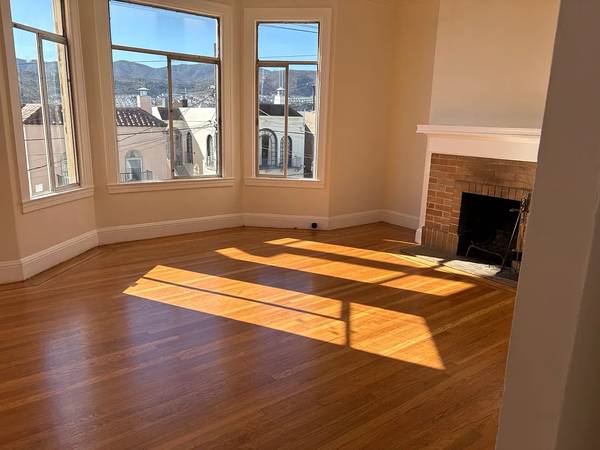 The Court Apartments photo 2