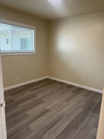 1BR/1BA Single Family House on & 1211 Marin Ave · Albany photo 2