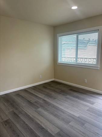 1BR/1BA Single Family House on & 1211 Marin Ave · Albany photo 3