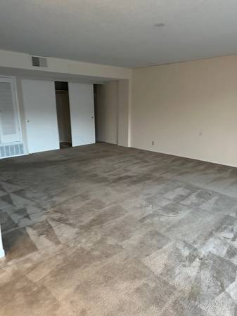 2BR/1BA Apartment · Larkspur photo 5