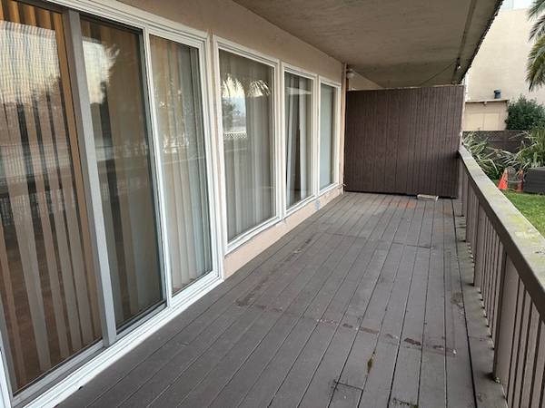2BR/1BA Apartment · Larkspur photo 4