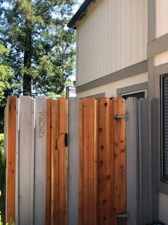 2BR/1BA Townhouse on Silvio Ln · Novato photo 3