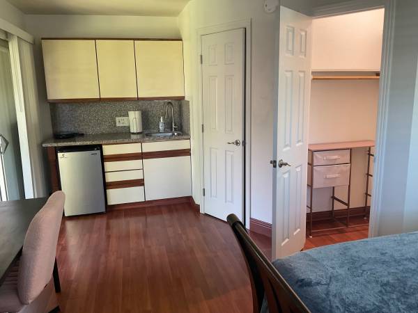 1BR/1BA Apartment · Campbell photo 3